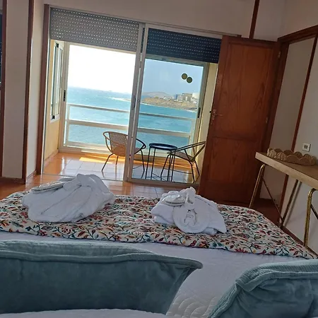Hébergement de vacances Sobre El Mar By Canariapartment, Oceanfront House With 3 Balconies In Salinetas Telde